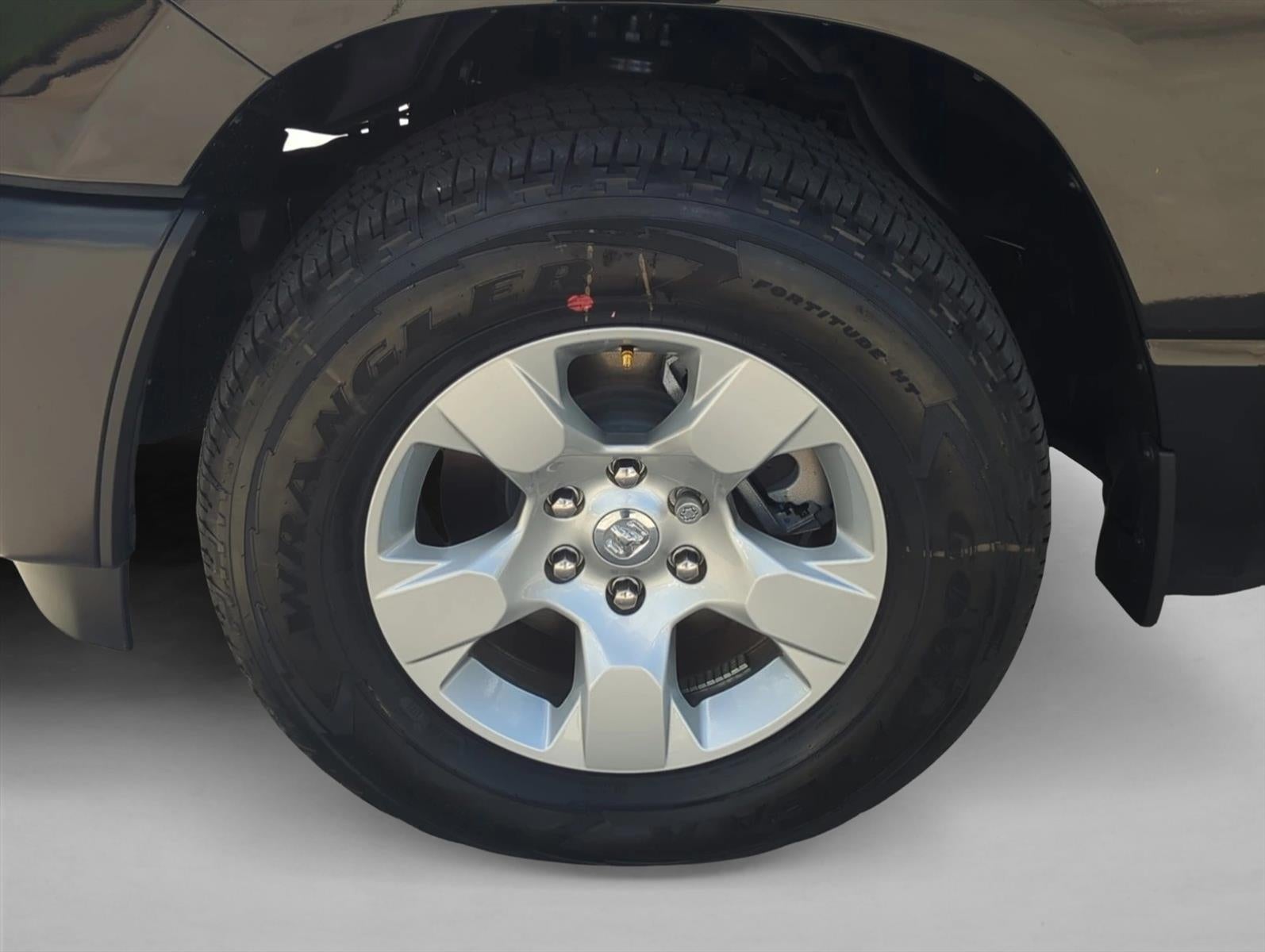 2026 RAM 1500 Tradesman 4x2 Crew Cab 5'7" Box