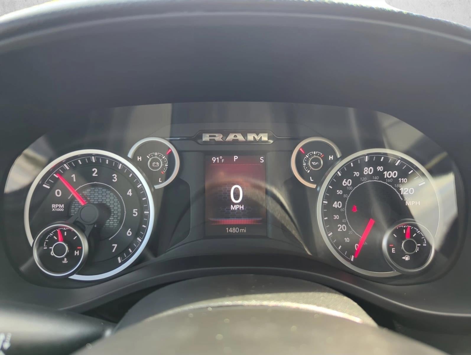 2026 RAM 1500 Tradesman 4x2 Crew Cab 5'7" Box