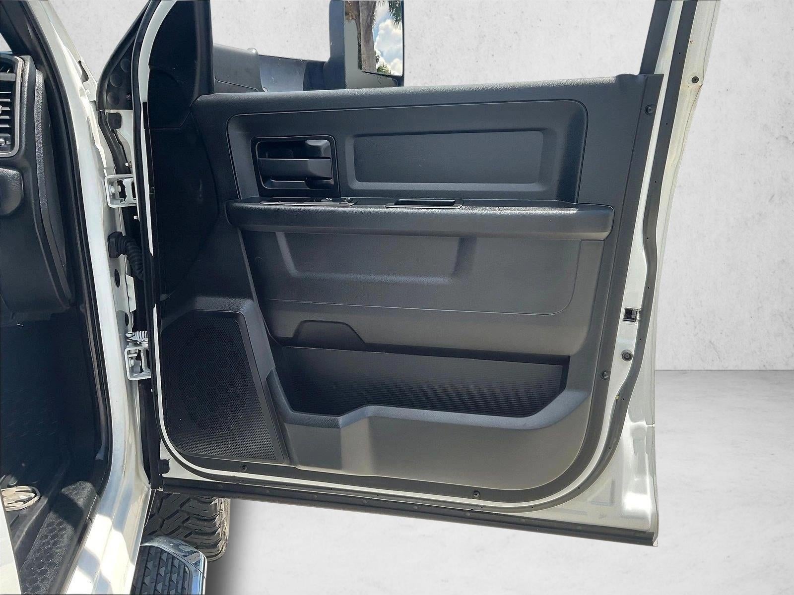 2021 RAM 2500 Tradesman 4x4 Crew Cab 6'4" Box