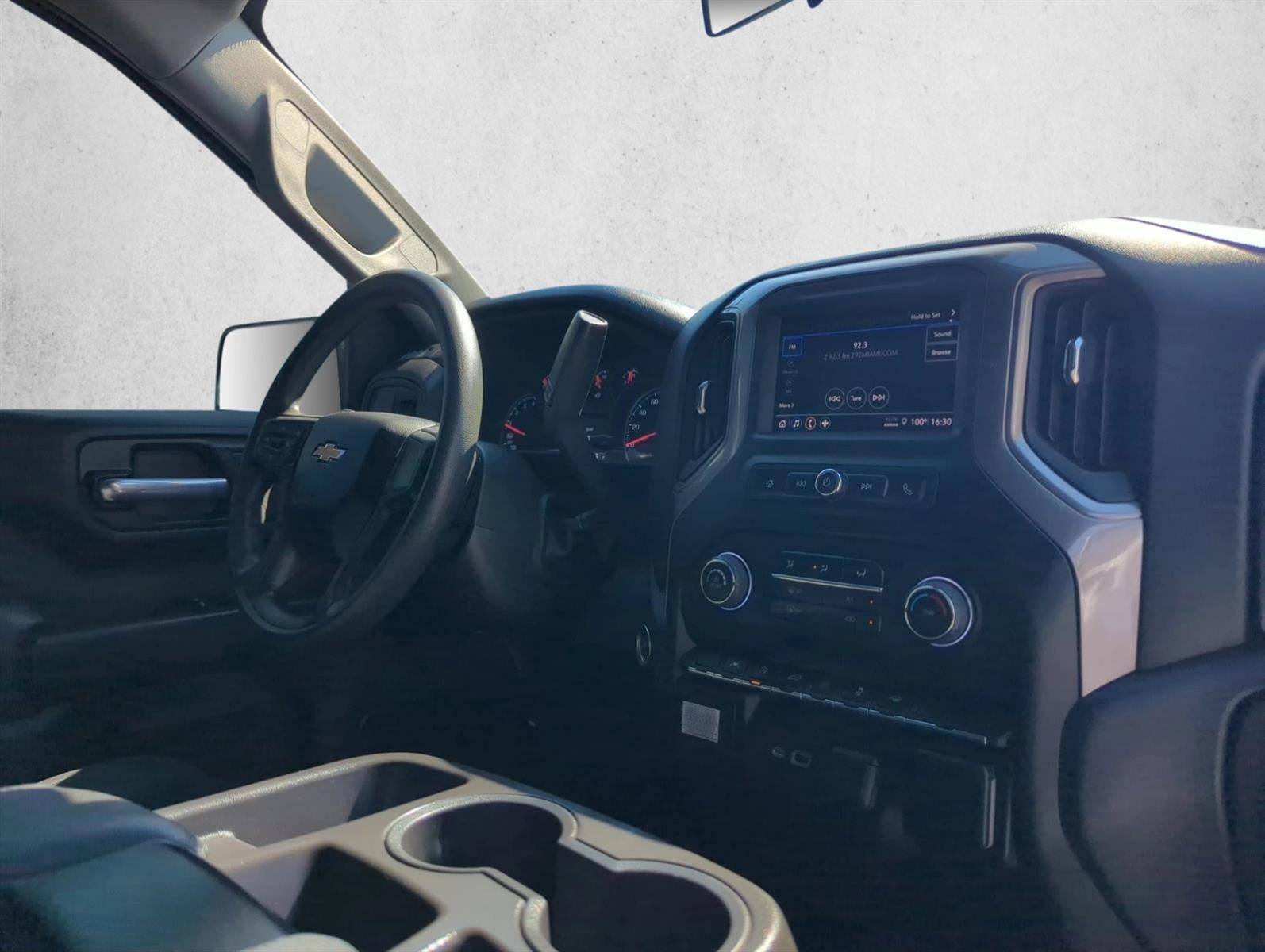 2023 Chevrolet Silverado 1500 Crew Cab Short Box 2-Wheel Drive Custom