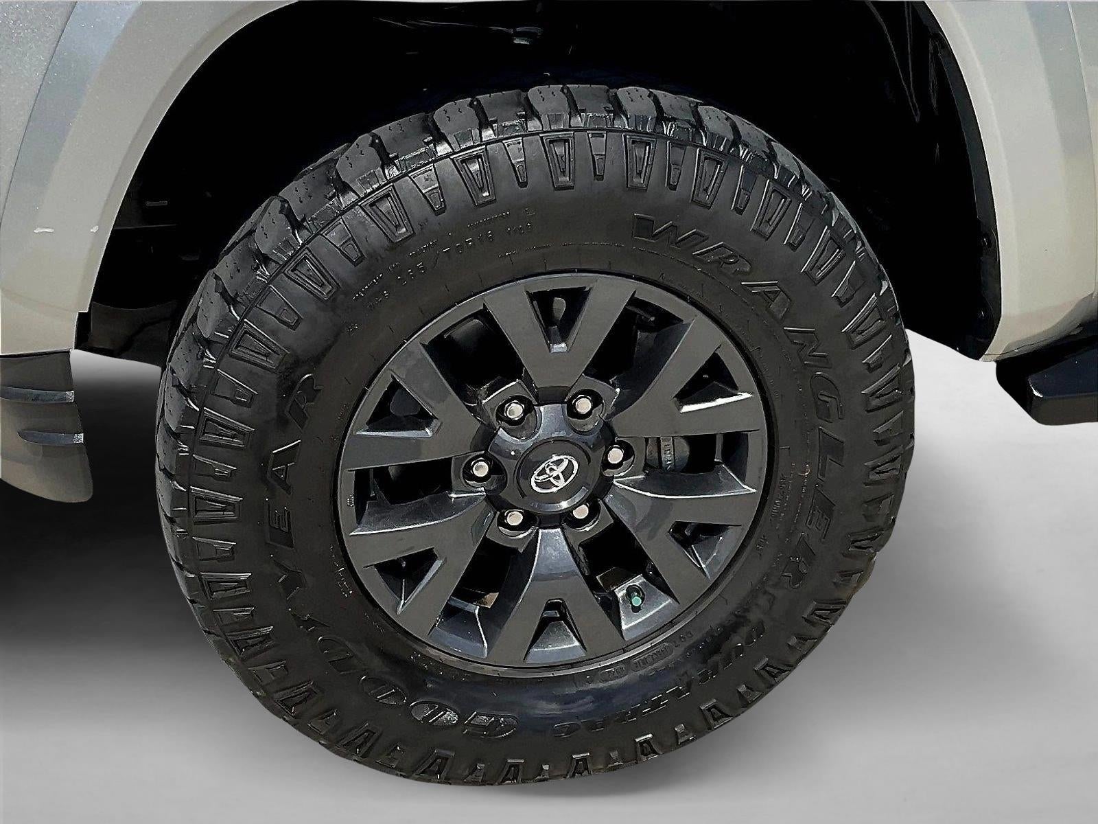 2023 Toyota Tacoma 2WD 2WD SR5 Double Cab 5' Bed V6 AT (GS)