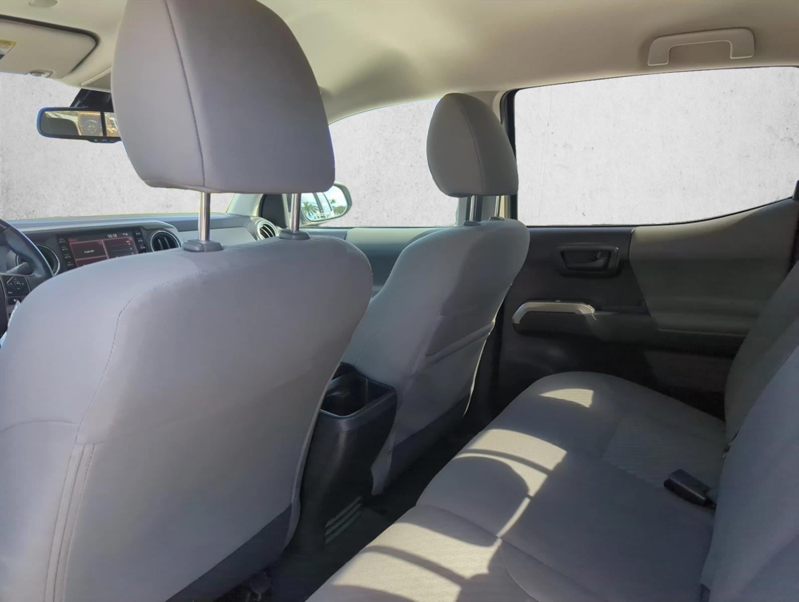 2020 Toyota Tacoma 2WD 2WD SR5 Double Cab 5' Bed V6 AT (GS)