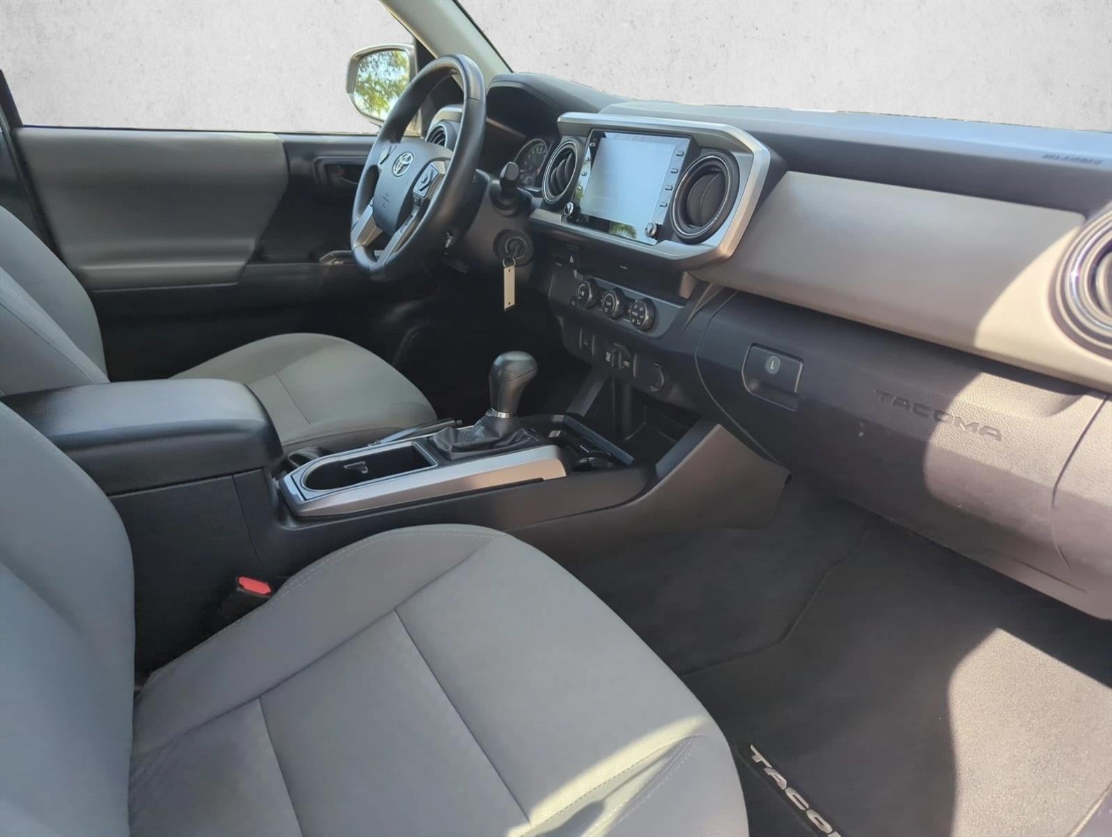 2020 Toyota Tacoma 2WD 2WD SR5 Double Cab 5' Bed V6 AT (GS)