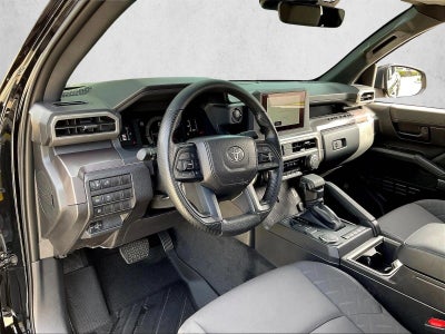 2026 Toyota Tacoma 2WD 2WD SR5 Double Cab 5' Bed AT (SE)