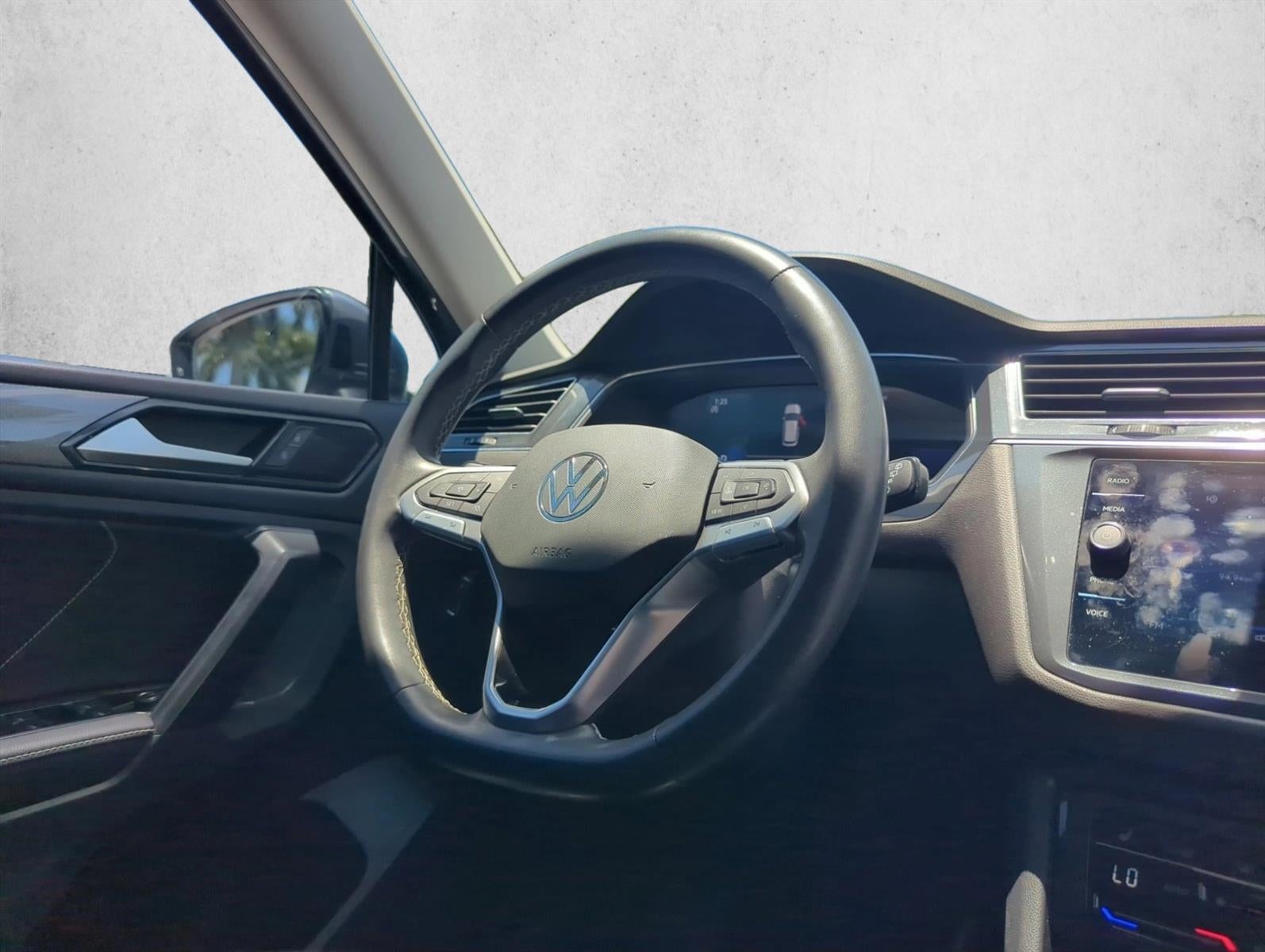 2023 Volkswagen Tiguan 2.0T SE FWD
