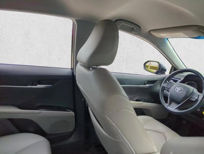 2018 Toyota Camry SE Auto (SE)