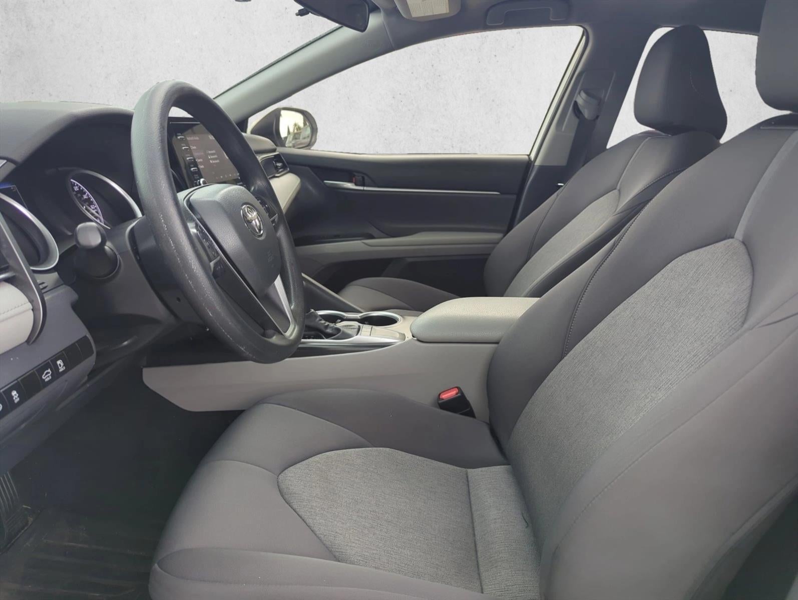 2023 Toyota Camry LE Auto (SE)