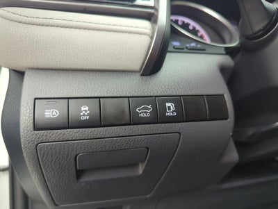 2023 Toyota Camry LE Auto (SE)