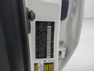 2023 Toyota Camry LE Auto (SE)