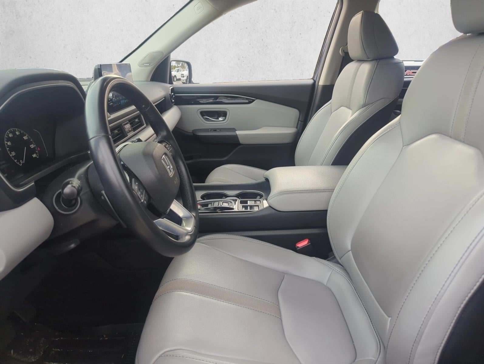2025 Honda Pilot Touring 2WD