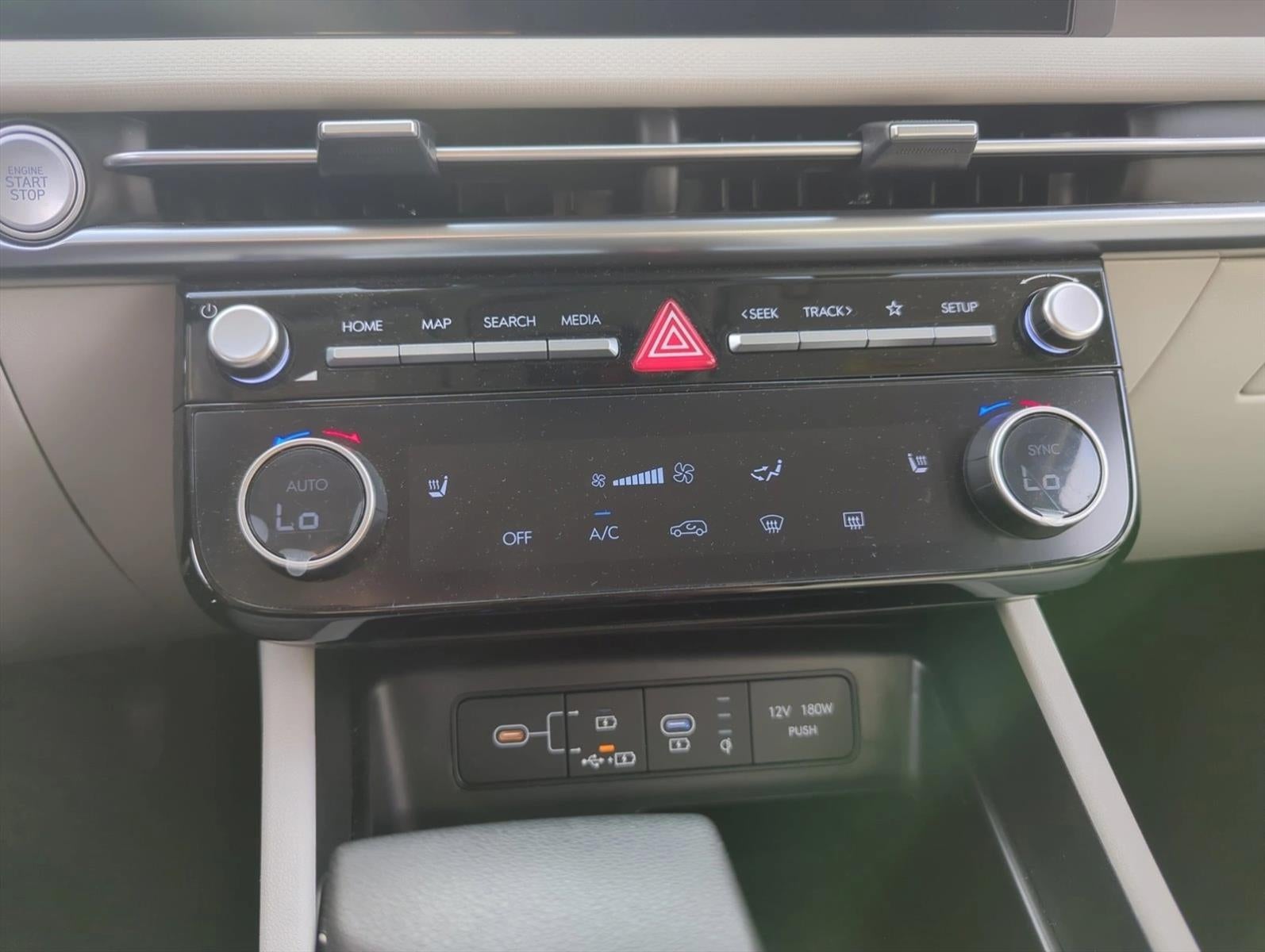 2025 Hyundai TUCSON SEL FWD