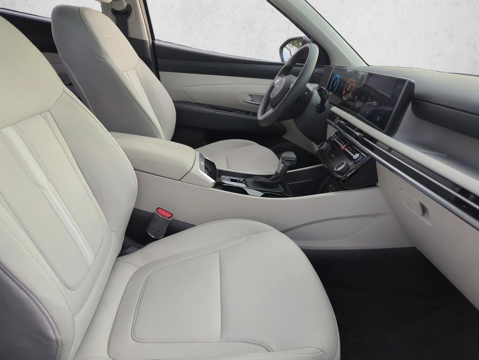 2025 Hyundai TUCSON SEL FWD