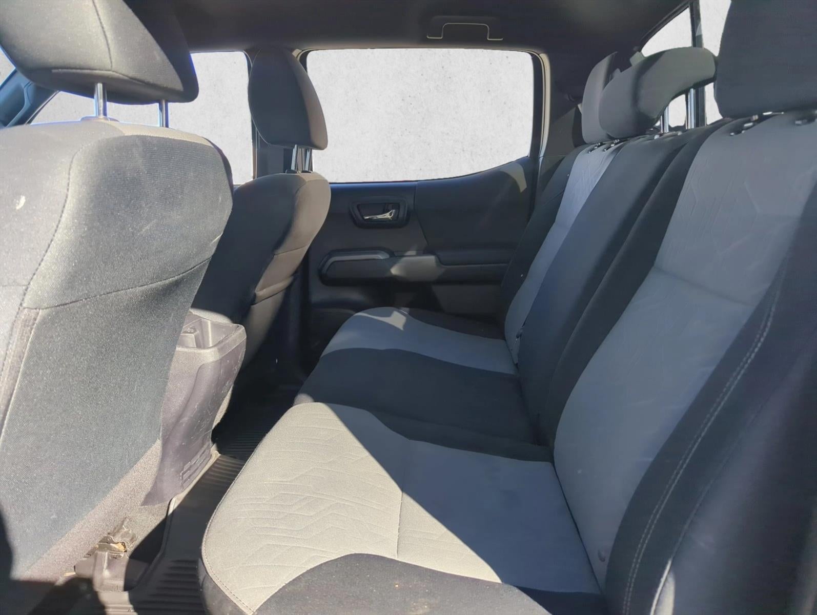 2021 Toyota Tacoma 2WD 2WD TRD Sport Double Cab 5' Bed V6 AT (Natl)