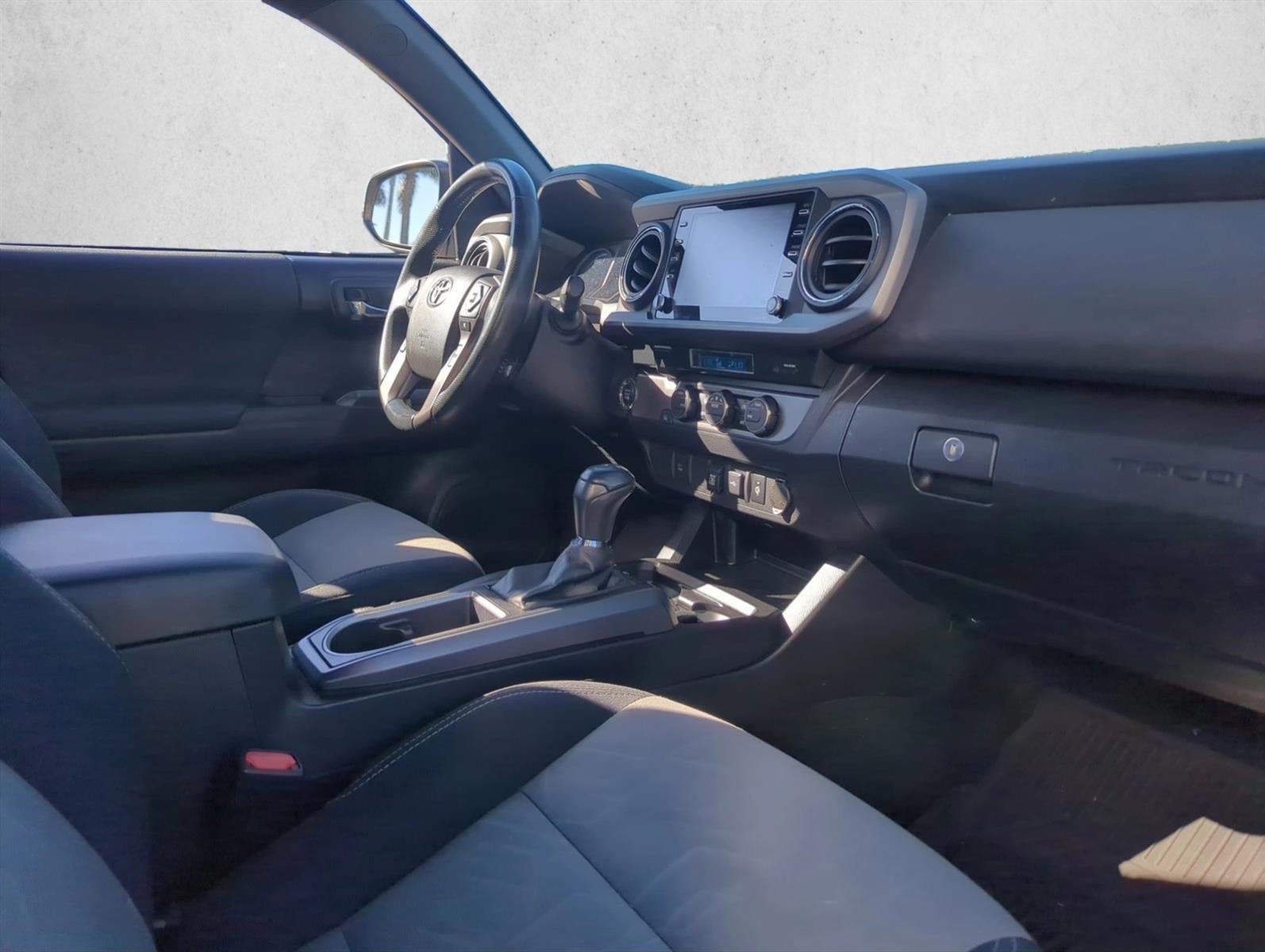 2021 Toyota Tacoma 2WD 2WD TRD Sport Double Cab 5' Bed V6 AT (Natl)