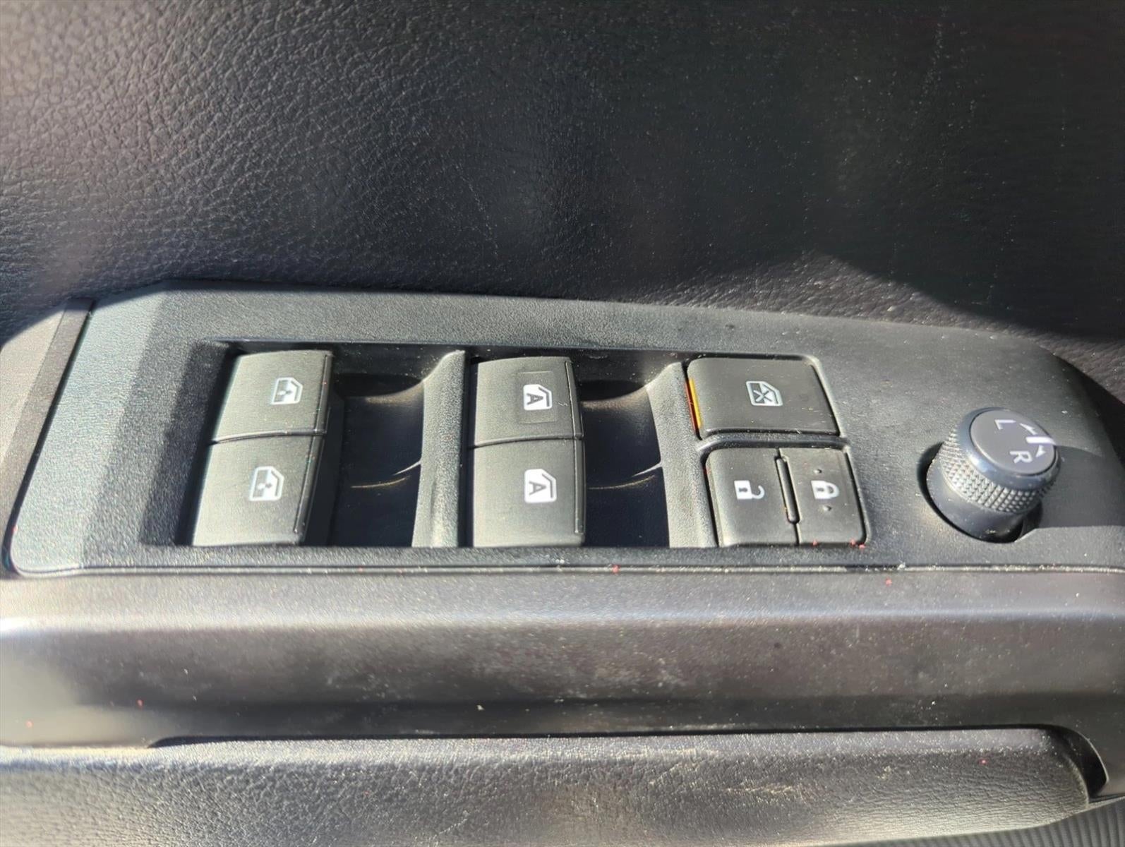 2021 Toyota Tacoma 2WD 2WD TRD Sport Double Cab 5' Bed V6 AT (Natl)