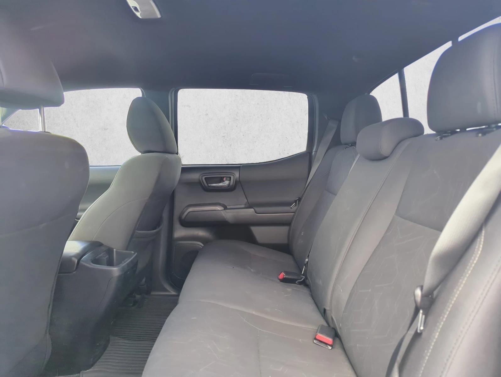 2017 Toyota Tacoma TRD Sport Double Cab 5' Bed V6 4x4 AT (Natl)