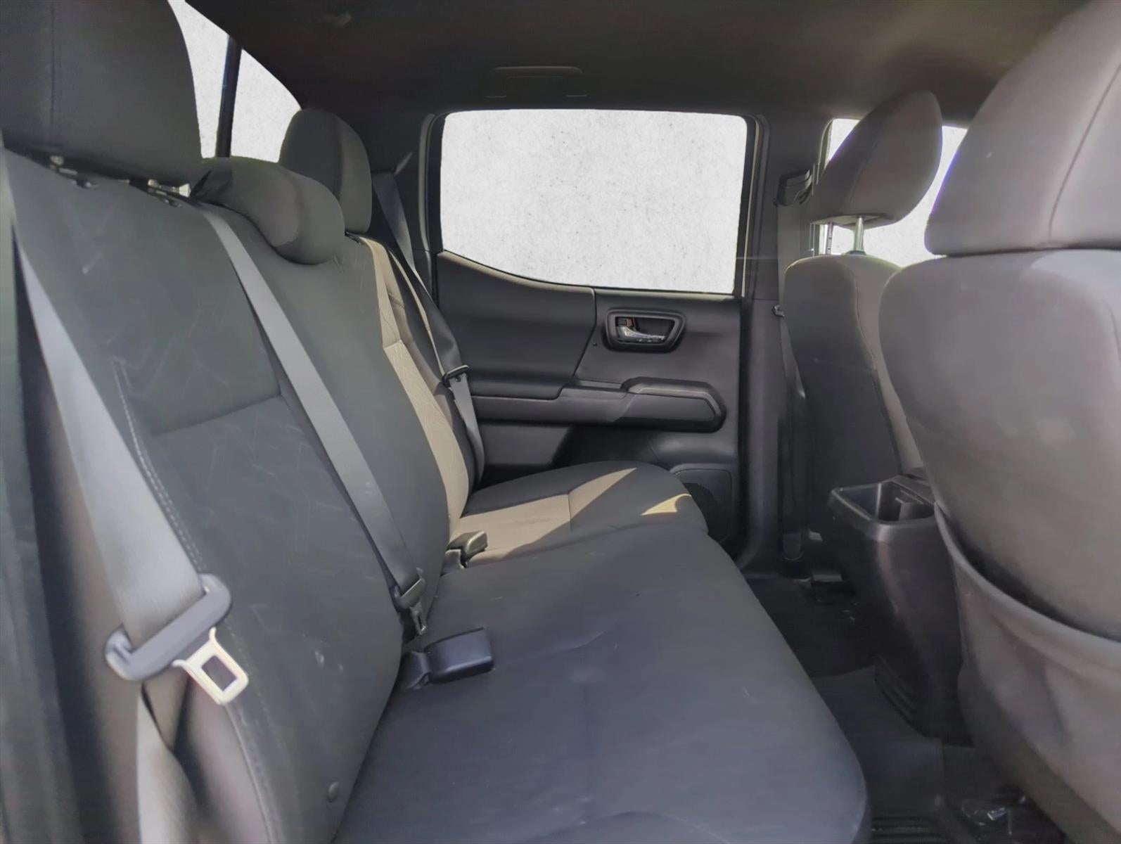 2017 Toyota Tacoma TRD Sport Double Cab 5' Bed V6 4x4 AT (Natl)