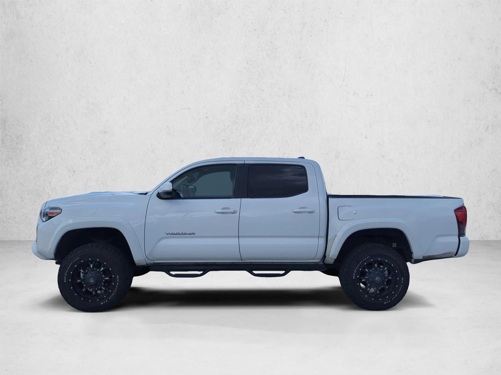 2017 Toyota Tacoma TRD Sport Double Cab 5' Bed V6 4x4 AT (Natl)