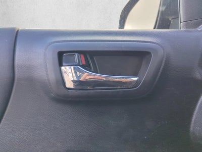 2017 Toyota Tacoma TRD Sport Double Cab 5' Bed V6 4x4 AT (Natl)