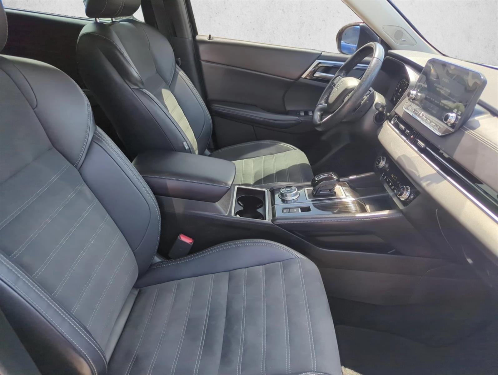 2023 Mitsubishi Outlander SE S-AWC