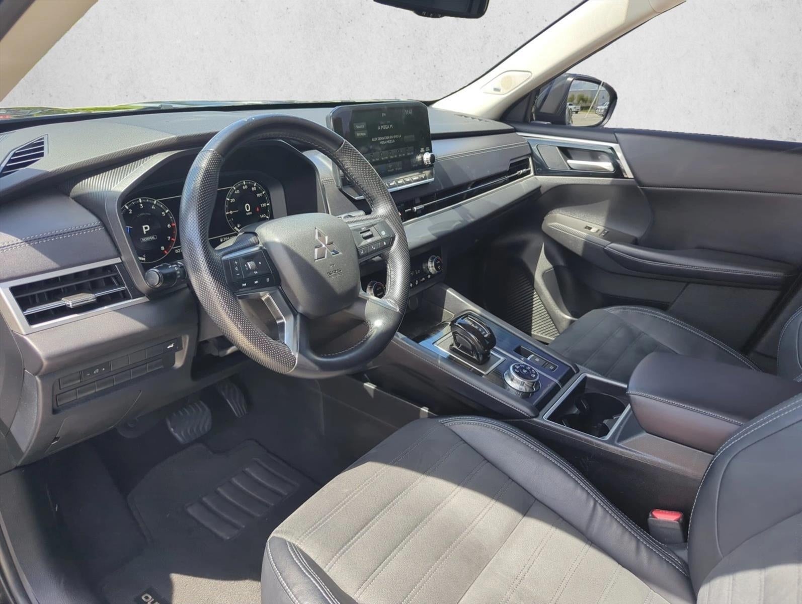 2023 Mitsubishi Outlander SE S-AWC