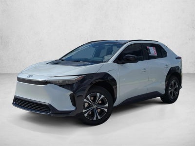 2025 Toyota bZ4X XLE FWD (Natl)