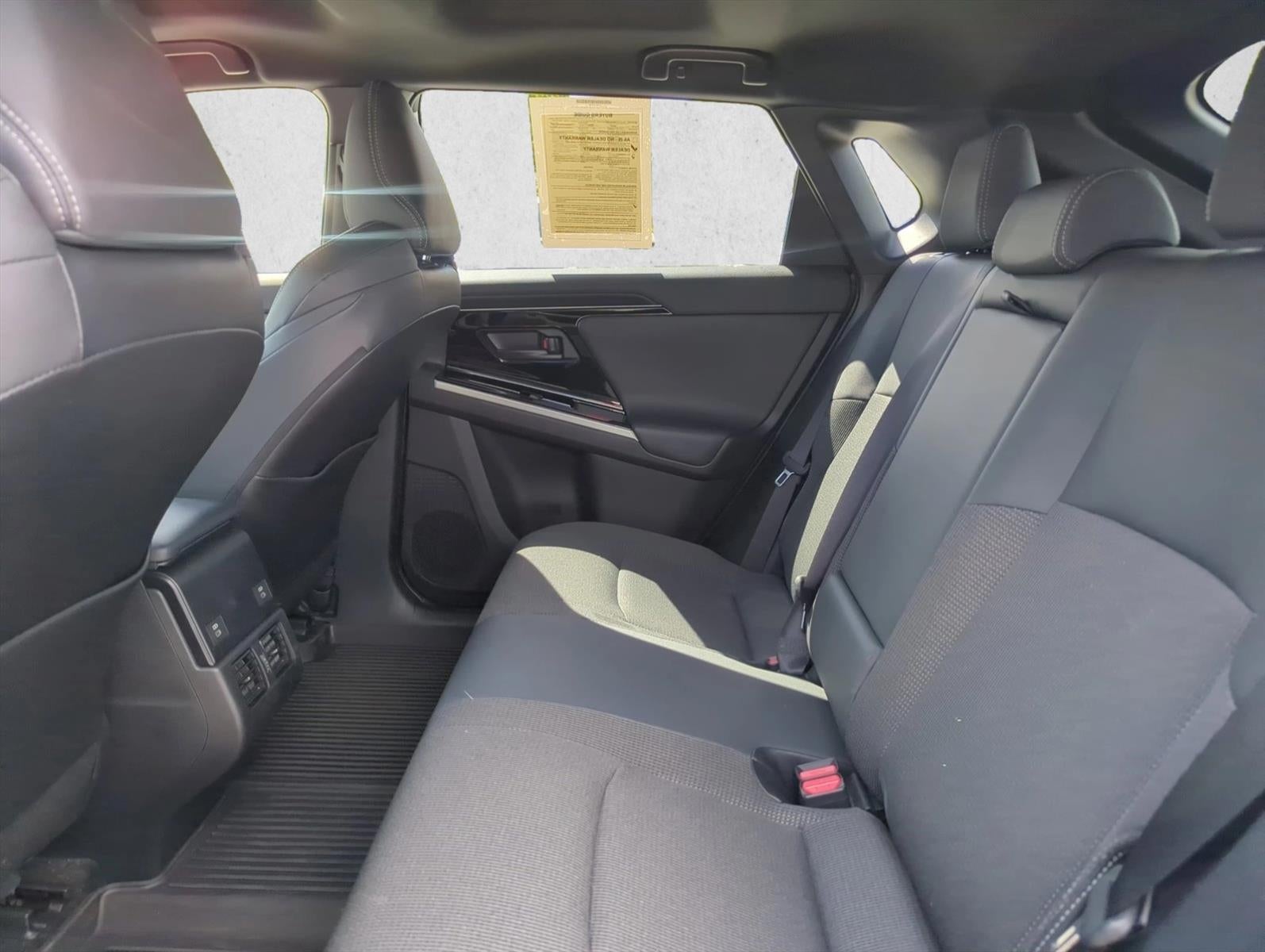 2025 Toyota bZ4X XLE FWD (Natl)