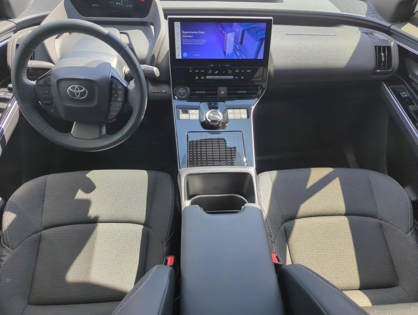 2025 Toyota bZ4X XLE FWD (Natl)