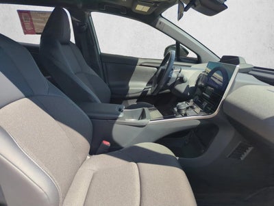 2025 Toyota bZ4X XLE FWD (Natl)