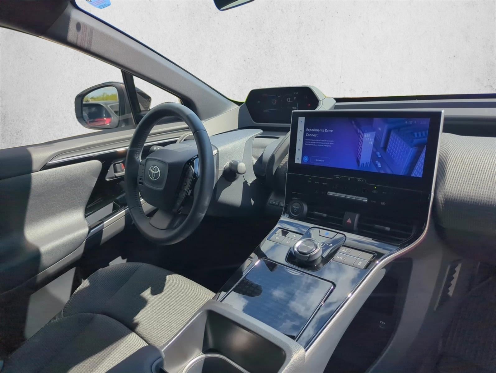 2025 Toyota bZ4X XLE FWD (Natl)