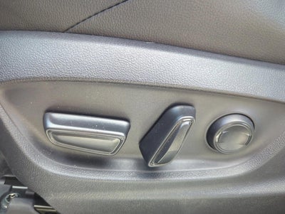 2025 Toyota bZ4X XLE FWD (Natl)