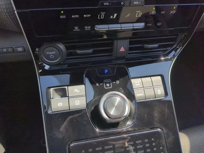 2025 Toyota bZ4X XLE FWD (Natl)