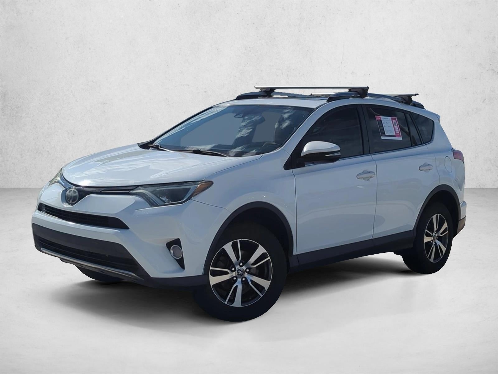2018 Toyota RAV4 XLE FWD (GS)