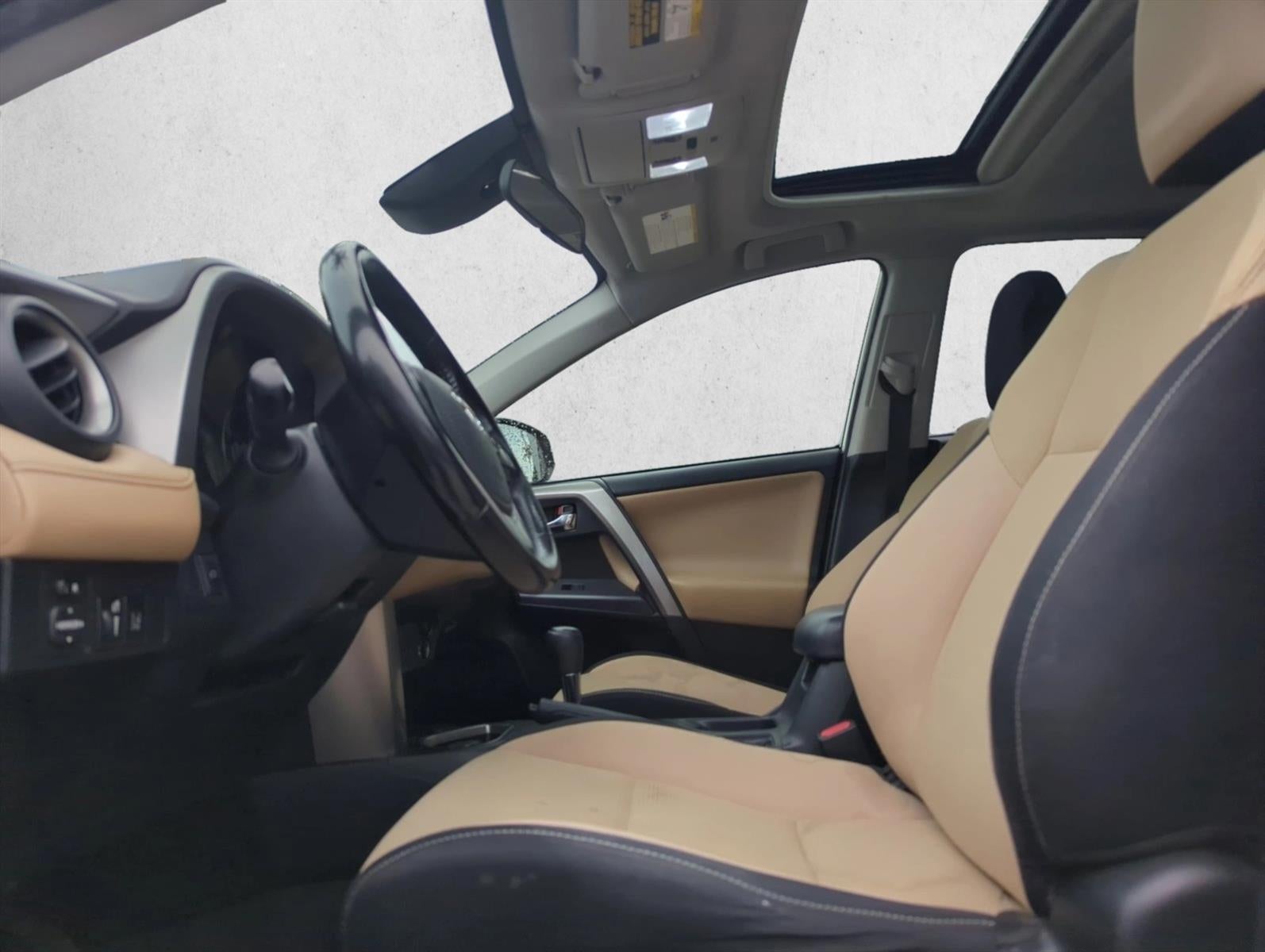 2018 Toyota RAV4 XLE FWD (GS)