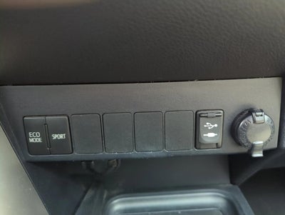 2018 Toyota RAV4 XLE FWD (GS)