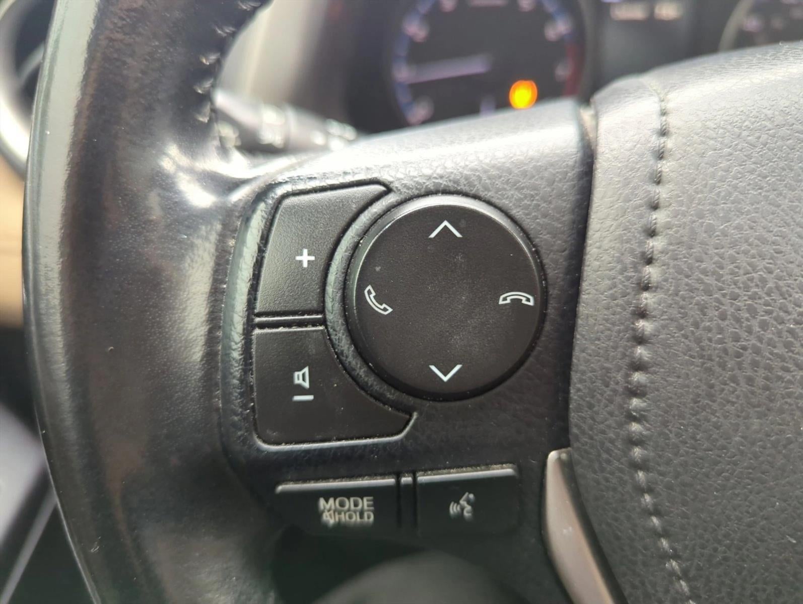 2018 Toyota RAV4 XLE FWD (GS)