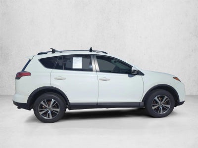 2018 Toyota RAV4 XLE FWD (GS)