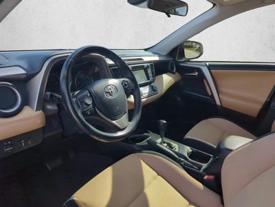 2018 Toyota RAV4 XLE FWD (GS)