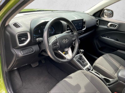 2023 Hyundai VENUE SEL IVT