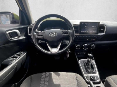 2023 Hyundai VENUE SEL IVT