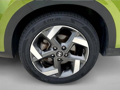 2023 Hyundai VENUE SEL IVT