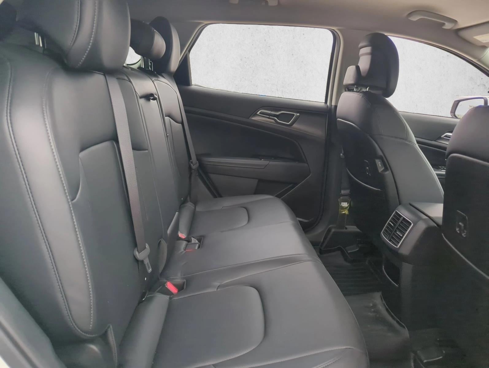 2023 Kia Sportage Hybrid EX AWD