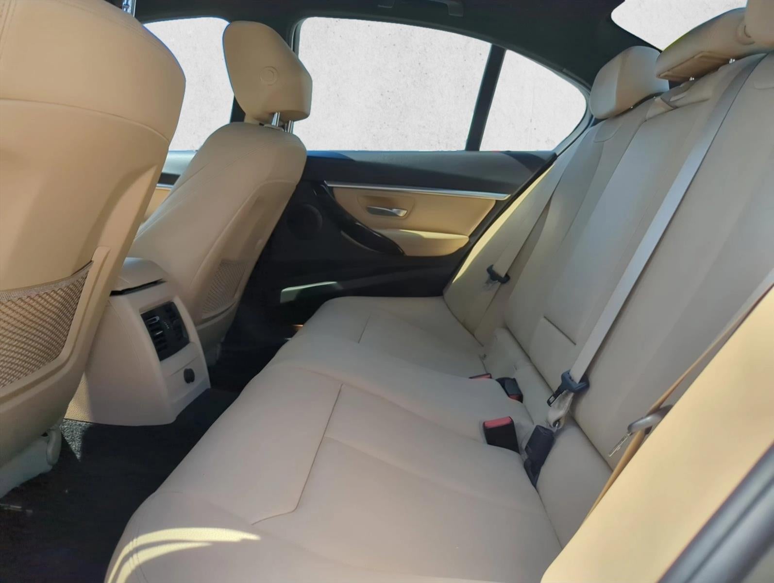 2018 BMW 330i Sedan