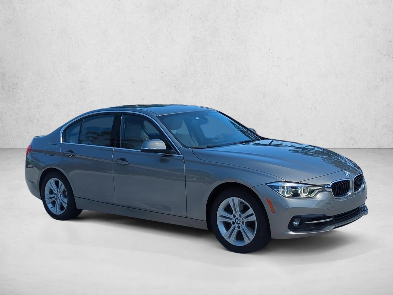 2018 BMW 330i Sedan