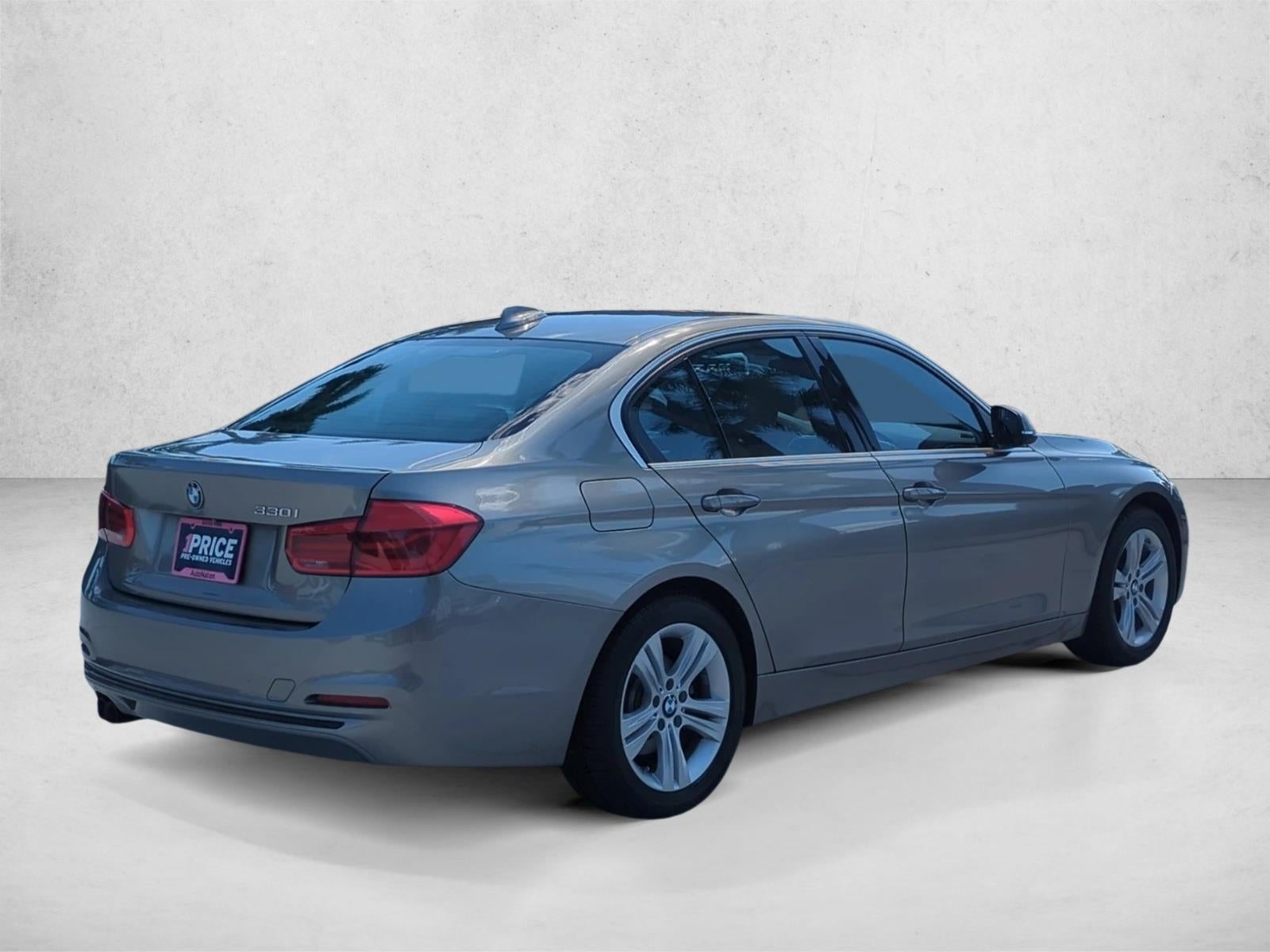 2018 BMW 330i Sedan