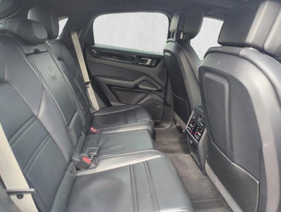 2022 Porsche Cayenne Platinum Edition Coupe AWD