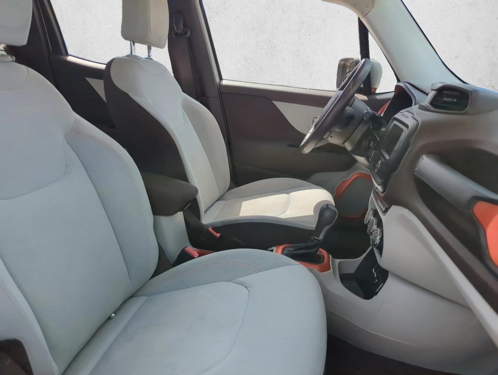 2015 Jeep Renegade FWD 4dr Latitude