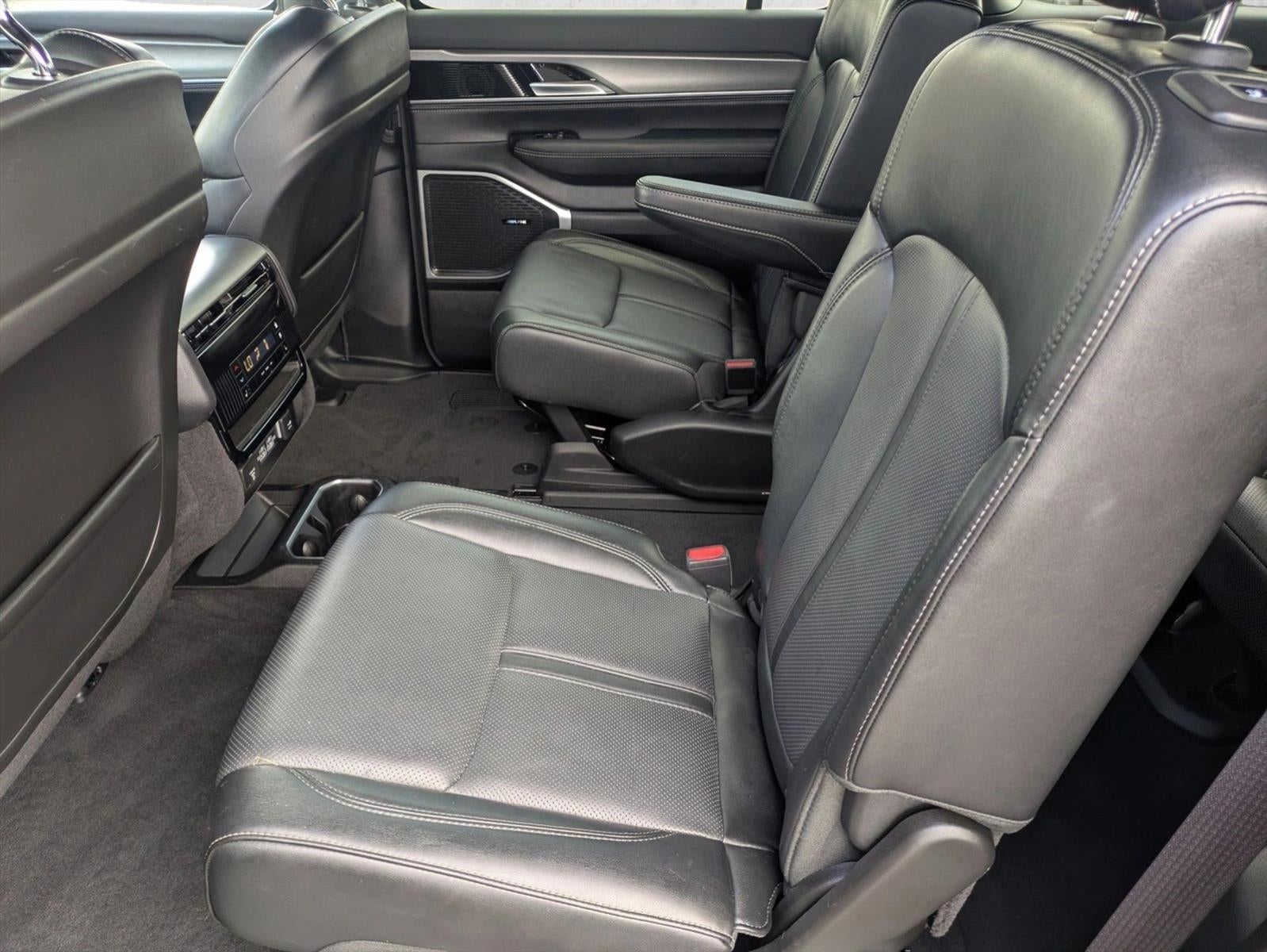 2024 Jeep Wagoneer Series II Carbide 4x4