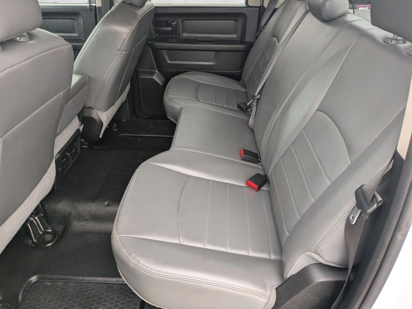 2019 RAM 1500 Classic Tradesman 4x2 Crew Cab 5'7" Box