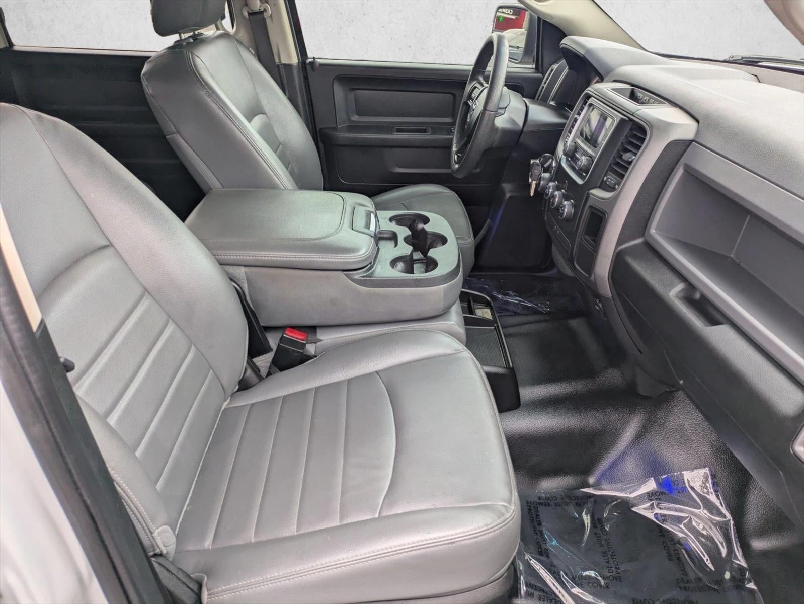 2019 RAM 1500 Classic Tradesman 4x2 Crew Cab 5'7" Box
